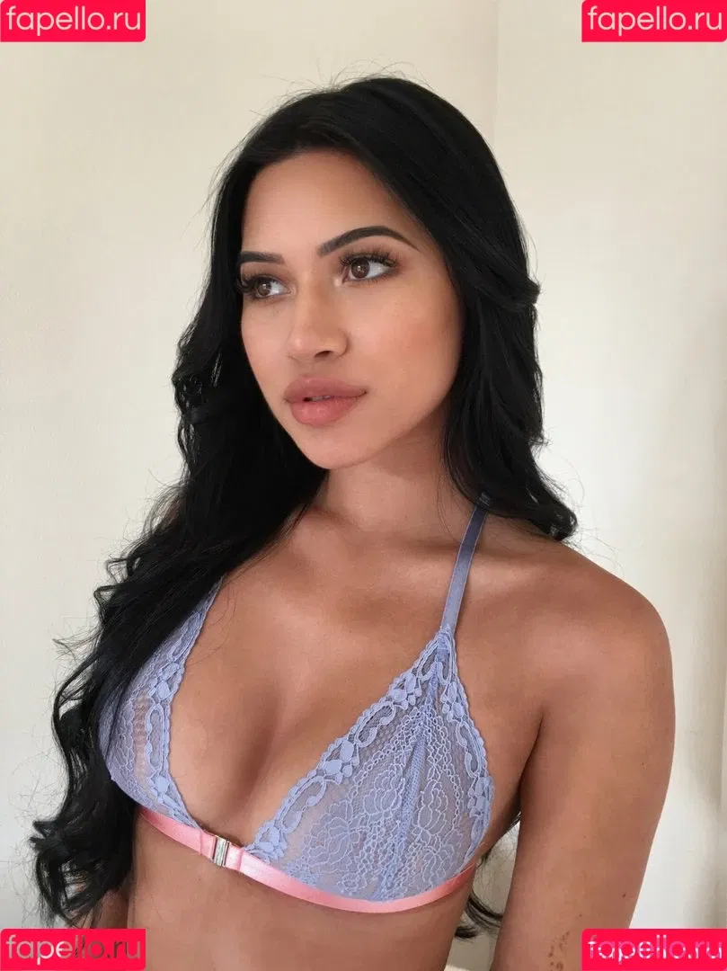 Julia Kelly Onlyfans Photo Gallery 