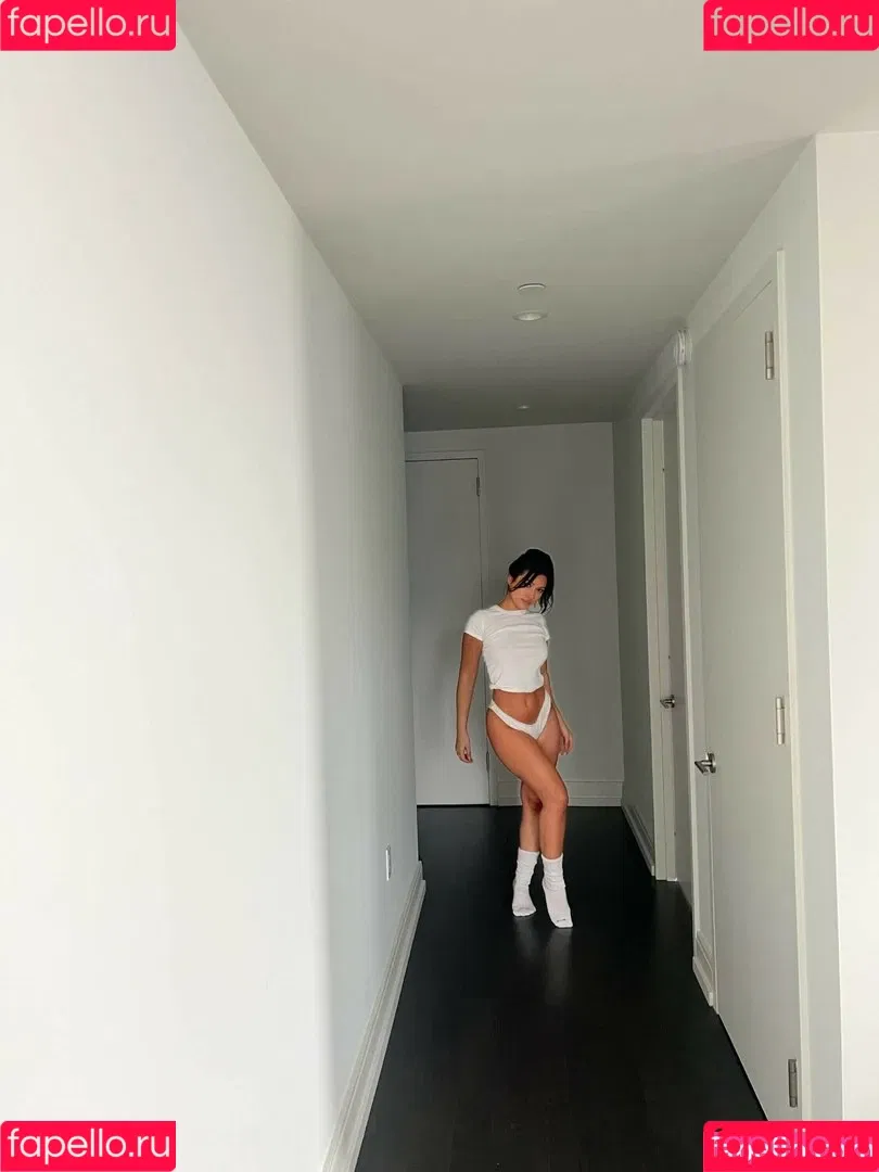 Julia Kelly Onlyfans Photo Gallery 