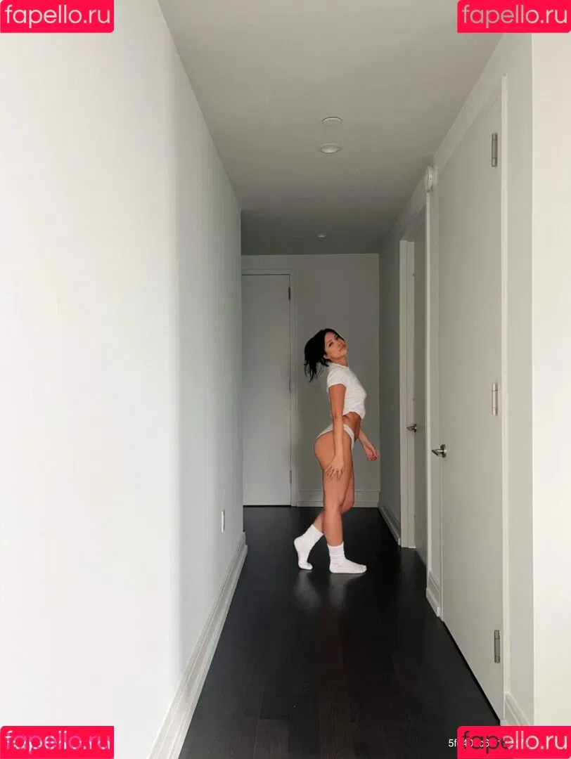 Julia Kelly Onlyfans Photo Gallery 