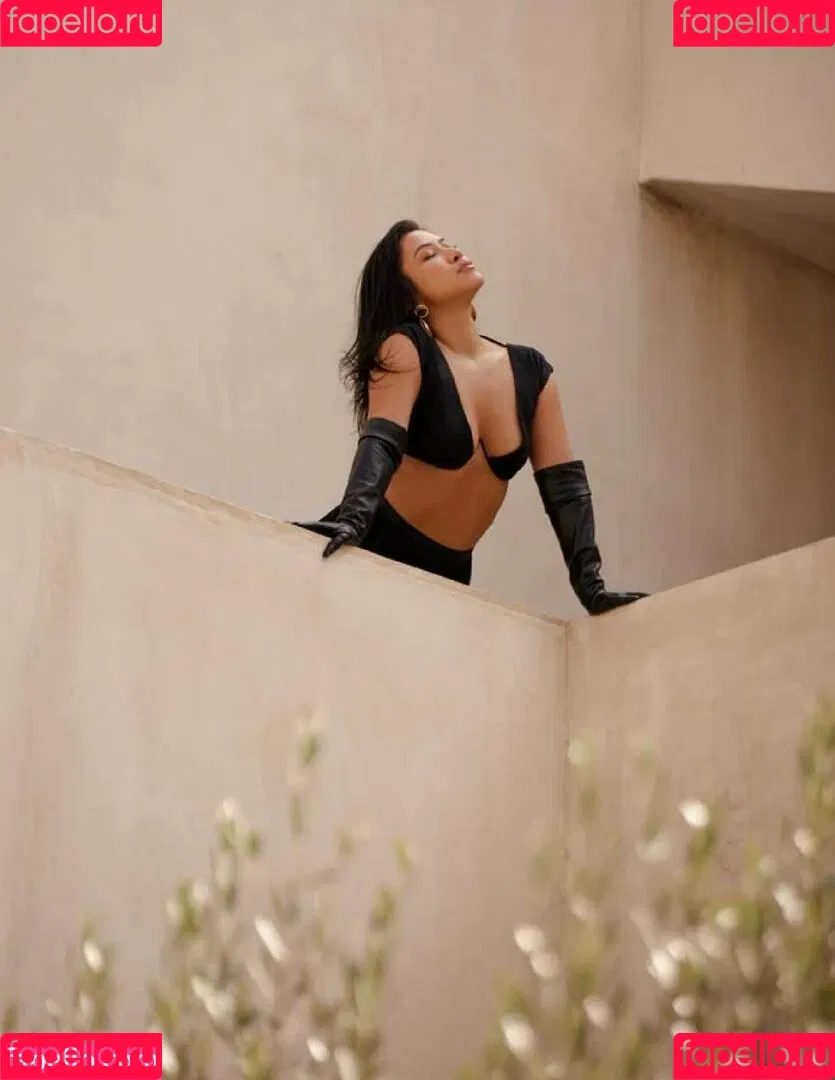 Julia Kelly Onlyfans Photo Gallery 