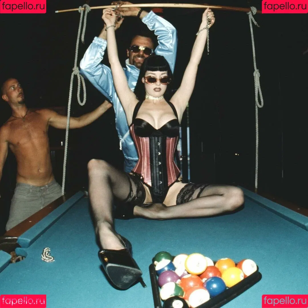 Dita Von Teese Onlyfans Photo Gallery 
