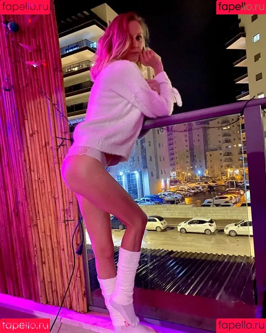 pink_princess_on_sky Onlyfans Photo Gallery 