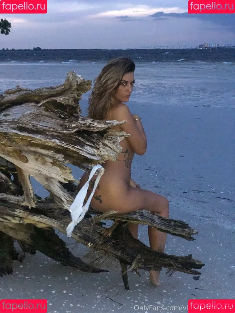 victoriabanxxxx Onlyfans Photo Gallery 