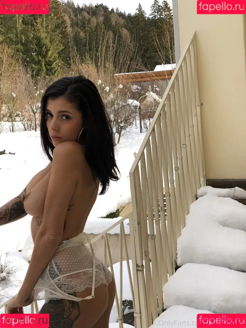 Sara Calixto Onlyfans Photo Gallery 