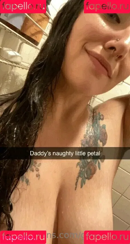 gothicc.bb Onlyfans Photo Gallery 