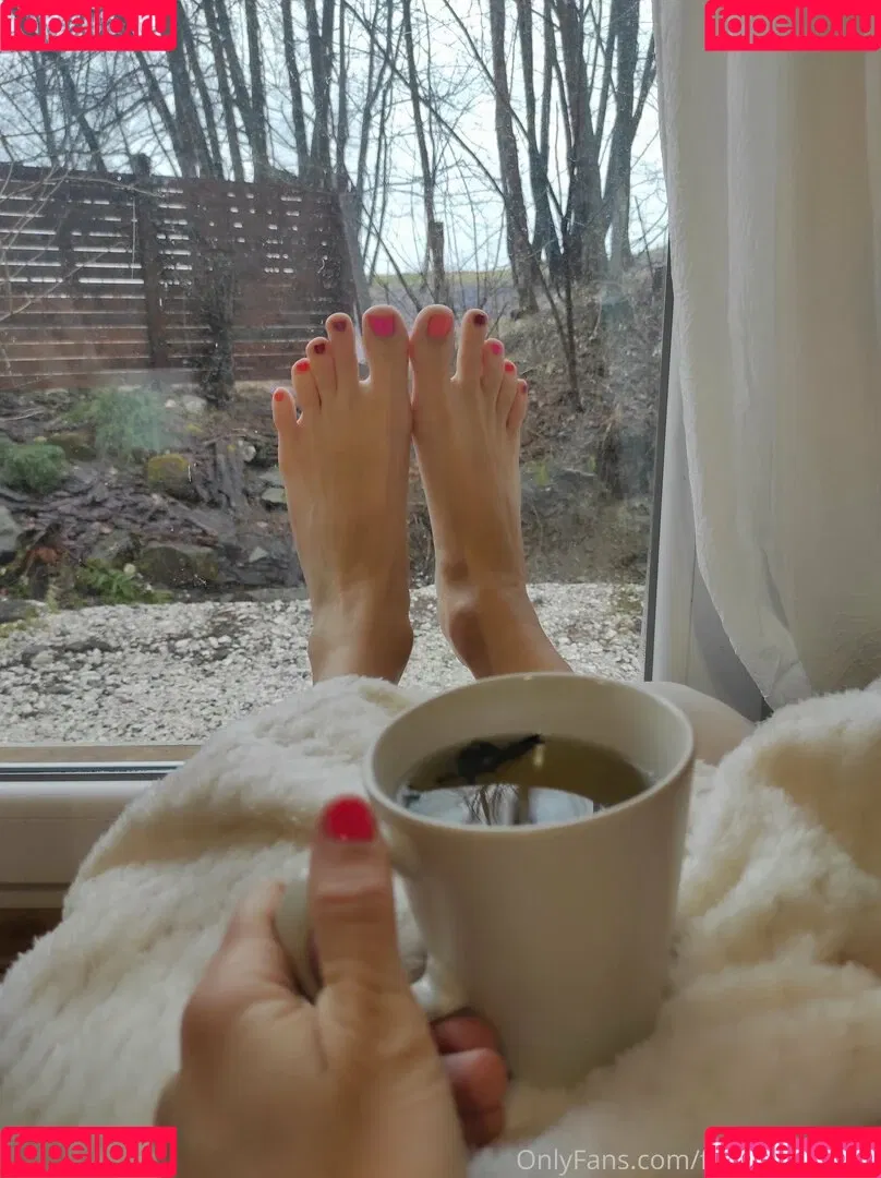 footjobsqueen Onlyfans Photo Gallery 