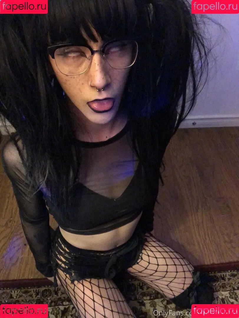 tinysexilexi666 Onlyfans Photo Gallery 