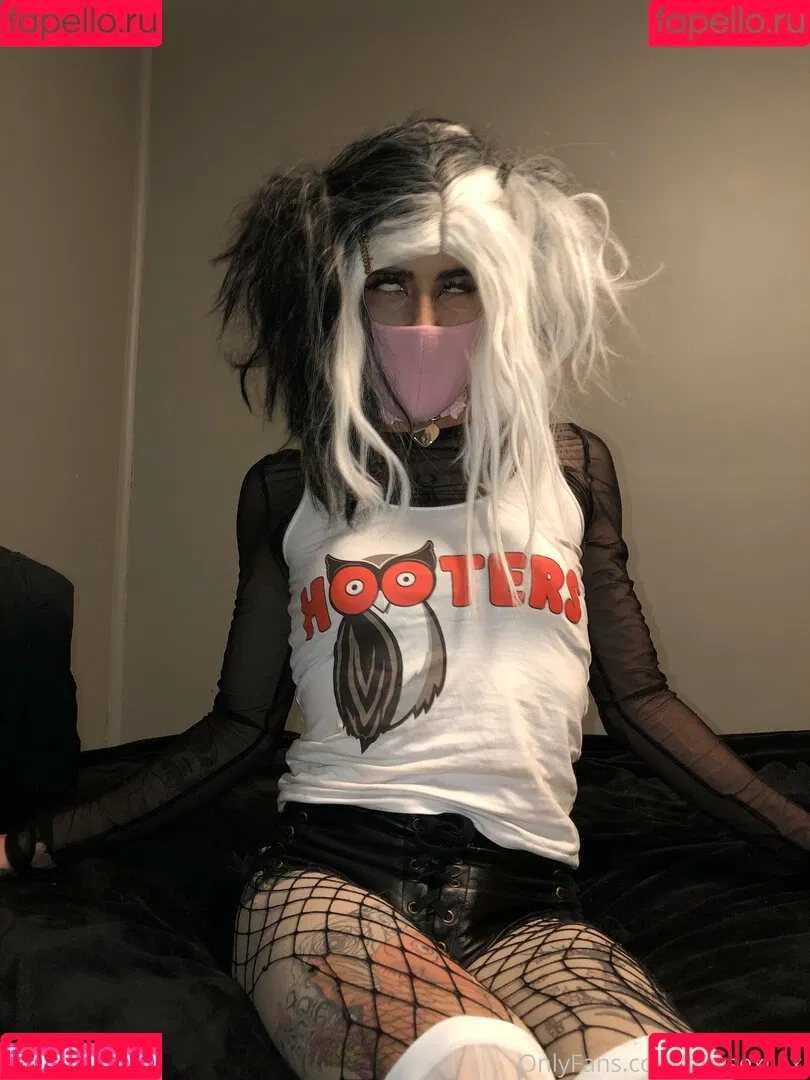 tinysexilexi666 Onlyfans Photo Gallery 