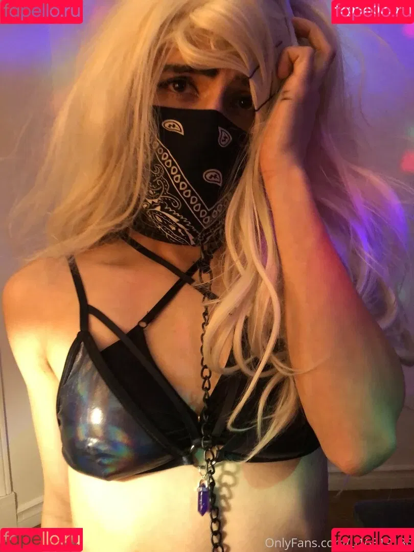 tinysexilexi666 Onlyfans Photo Gallery 