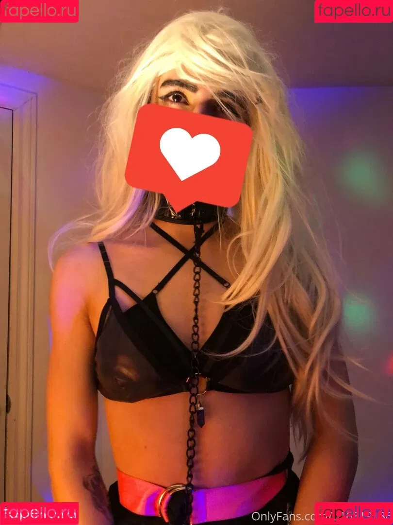 tinysexilexi666 Onlyfans Photo Gallery 