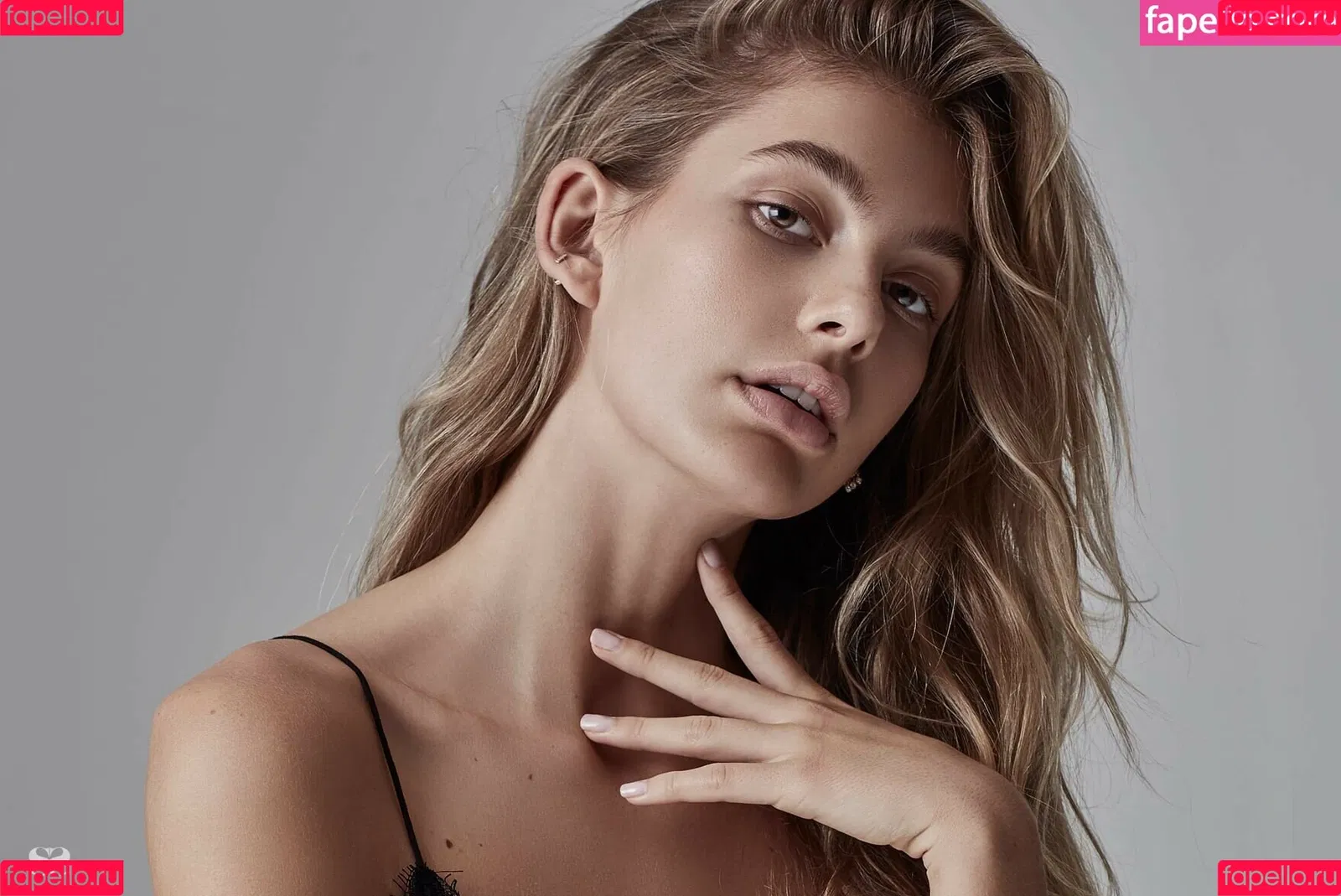 Camila Morrone Onlyfans Photo Gallery 