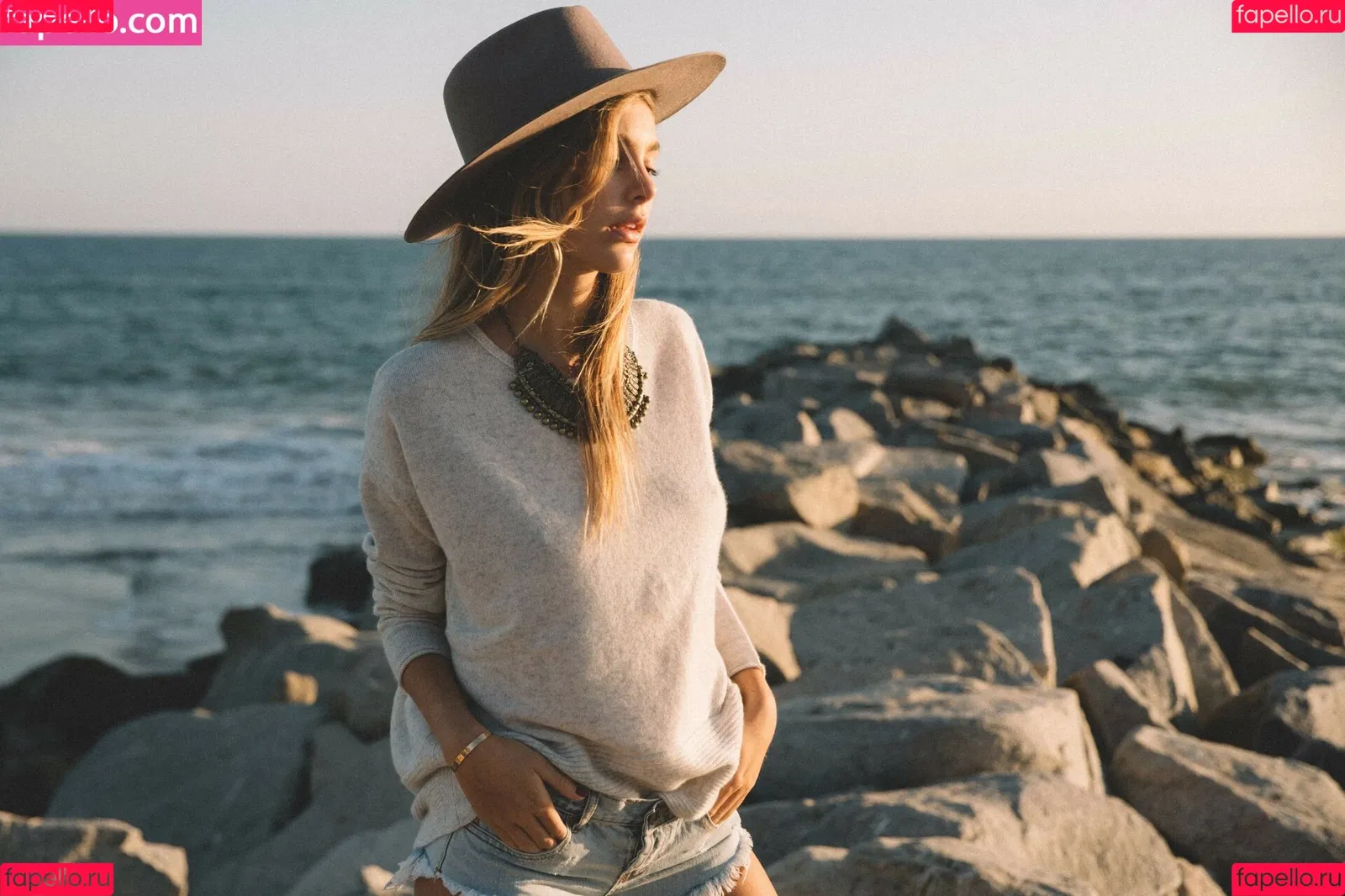 Camila Morrone Onlyfans Photo Gallery 
