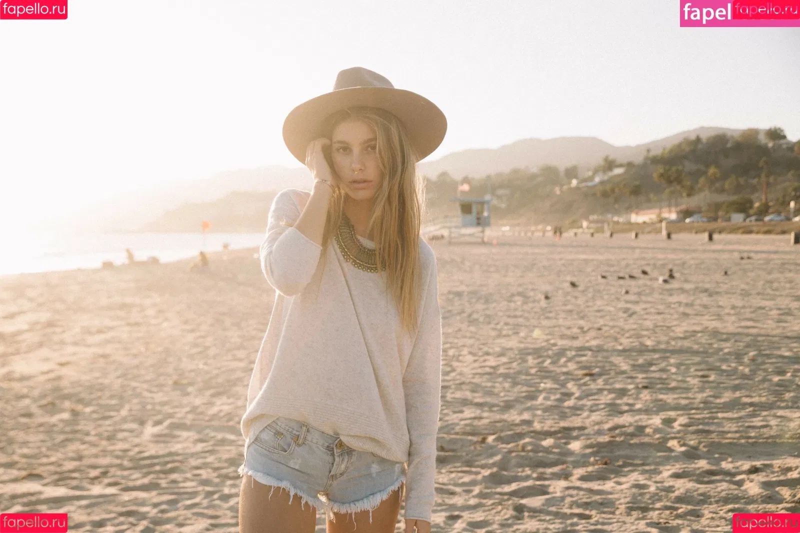 Camila Morrone Onlyfans Photo Gallery 