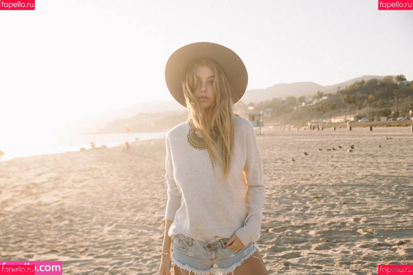 Camila Morrone Onlyfans Photo Gallery 
