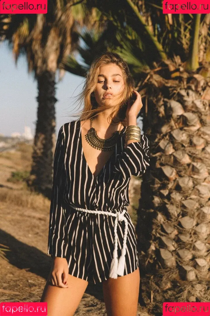 Camila Morrone Onlyfans Photo Gallery 