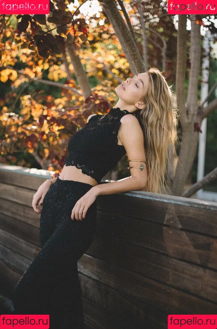 Camila Morrone Onlyfans Photo Gallery 