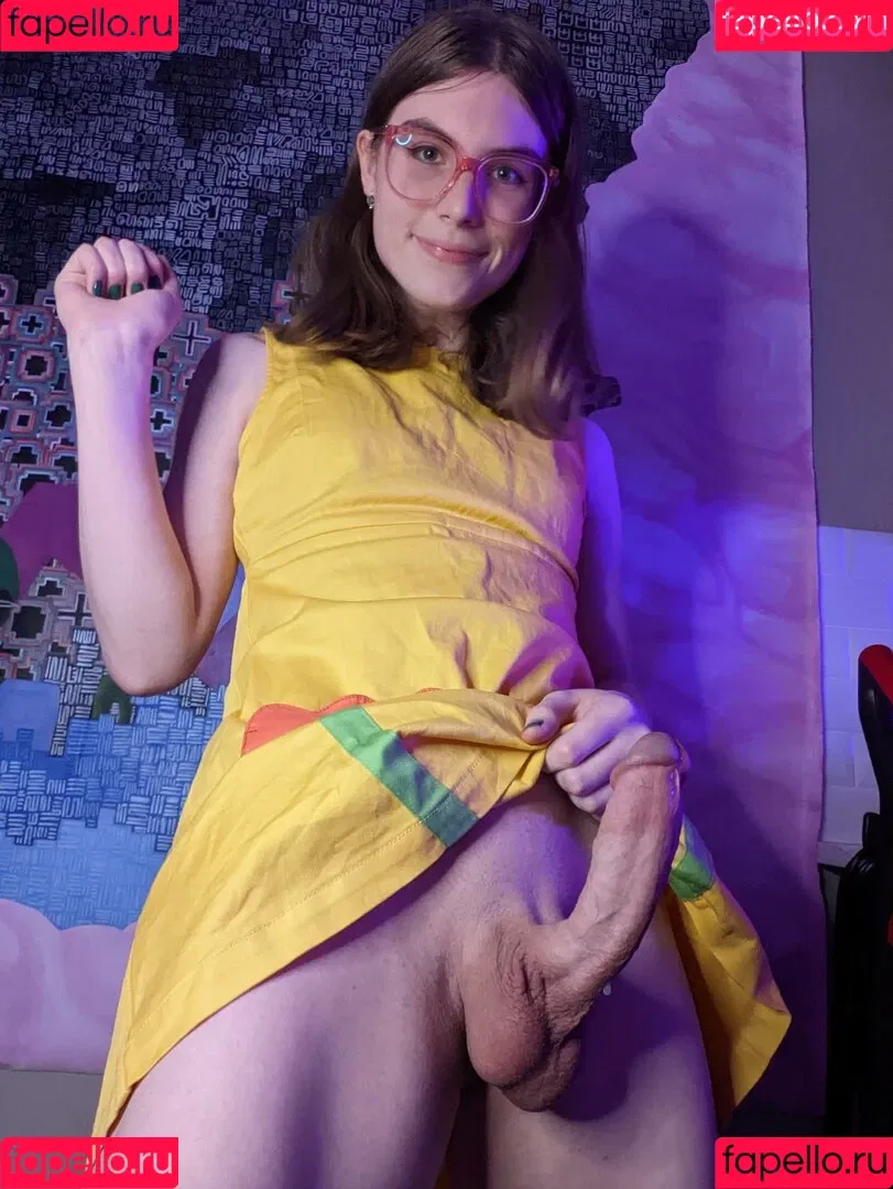 Nayomo Onlyfans Photo Gallery 