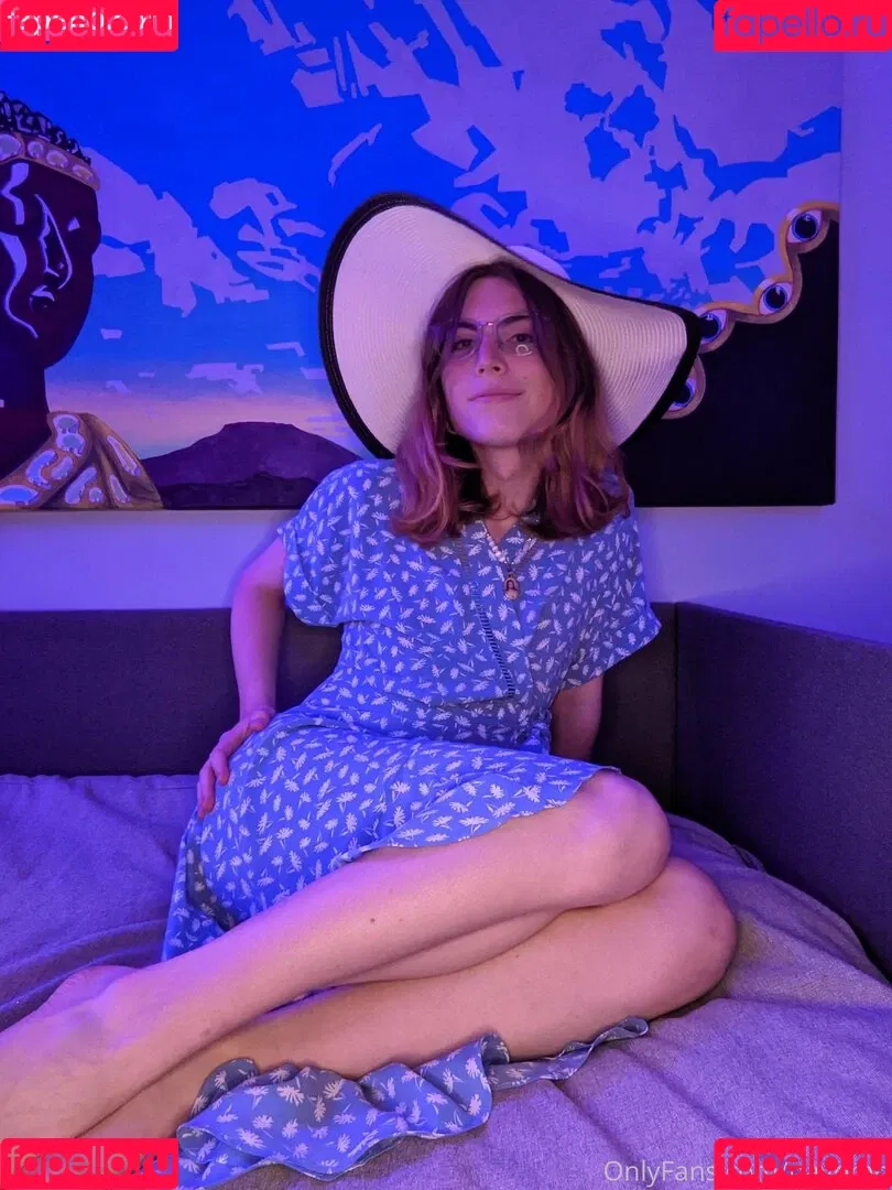 Nayomo Onlyfans Photo Gallery 
