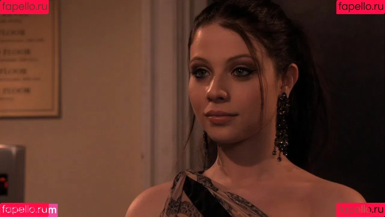 Michelle Trachtenberg Onlyfans Photo Gallery 