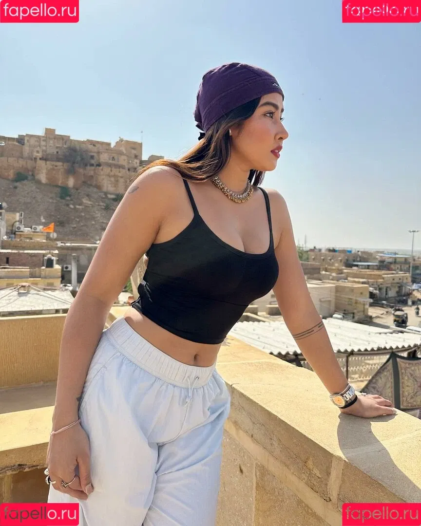 Sofia Ansari Onlyfans Photo Gallery 