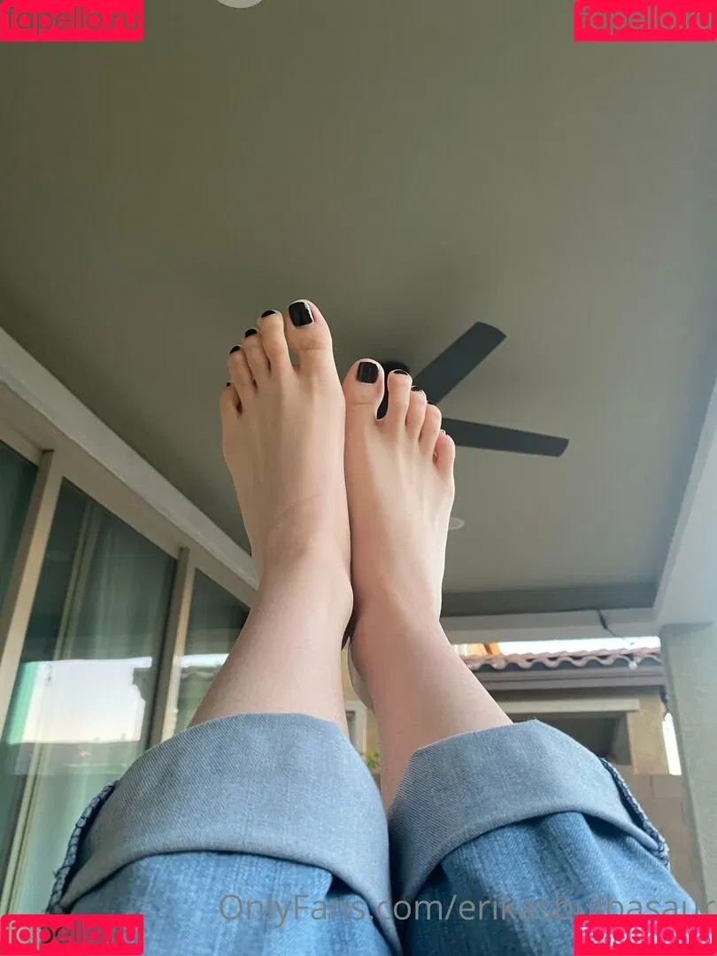 Erikasbulbasaur Onlyfans Photo Gallery 