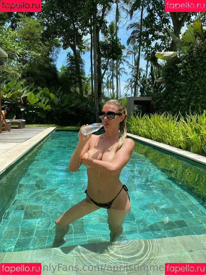 yogatrainer Onlyfans Photo Gallery 