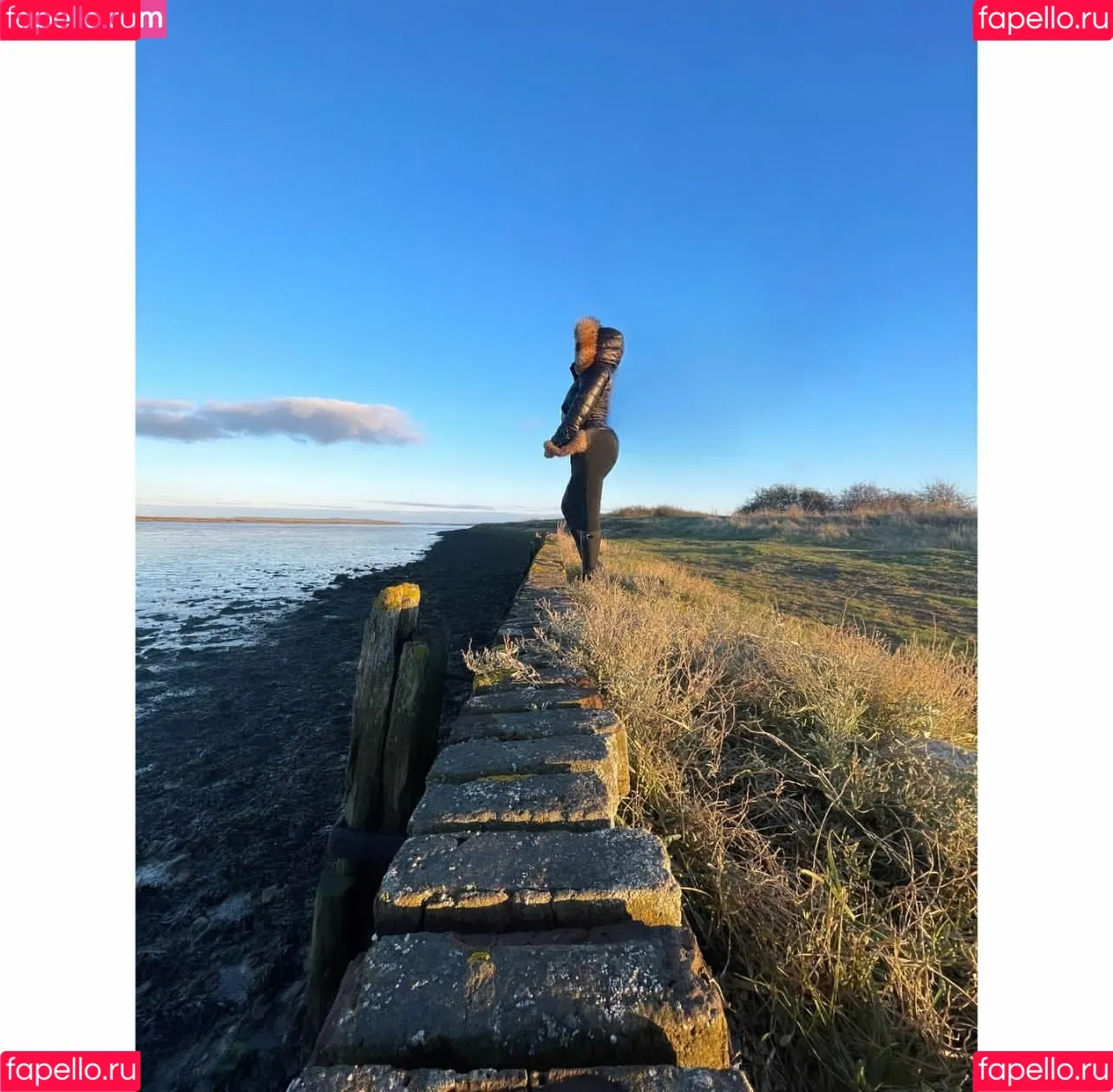 Katrina Louise Paul Onlyfans Photo Gallery 
