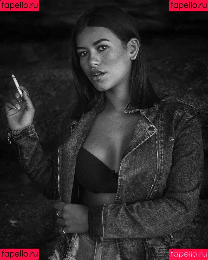 Justine Reine Marie Onlyfans Photo Gallery 