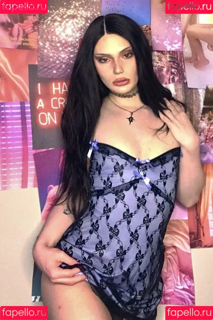 Xena.Divine Onlyfans Photo Gallery 
