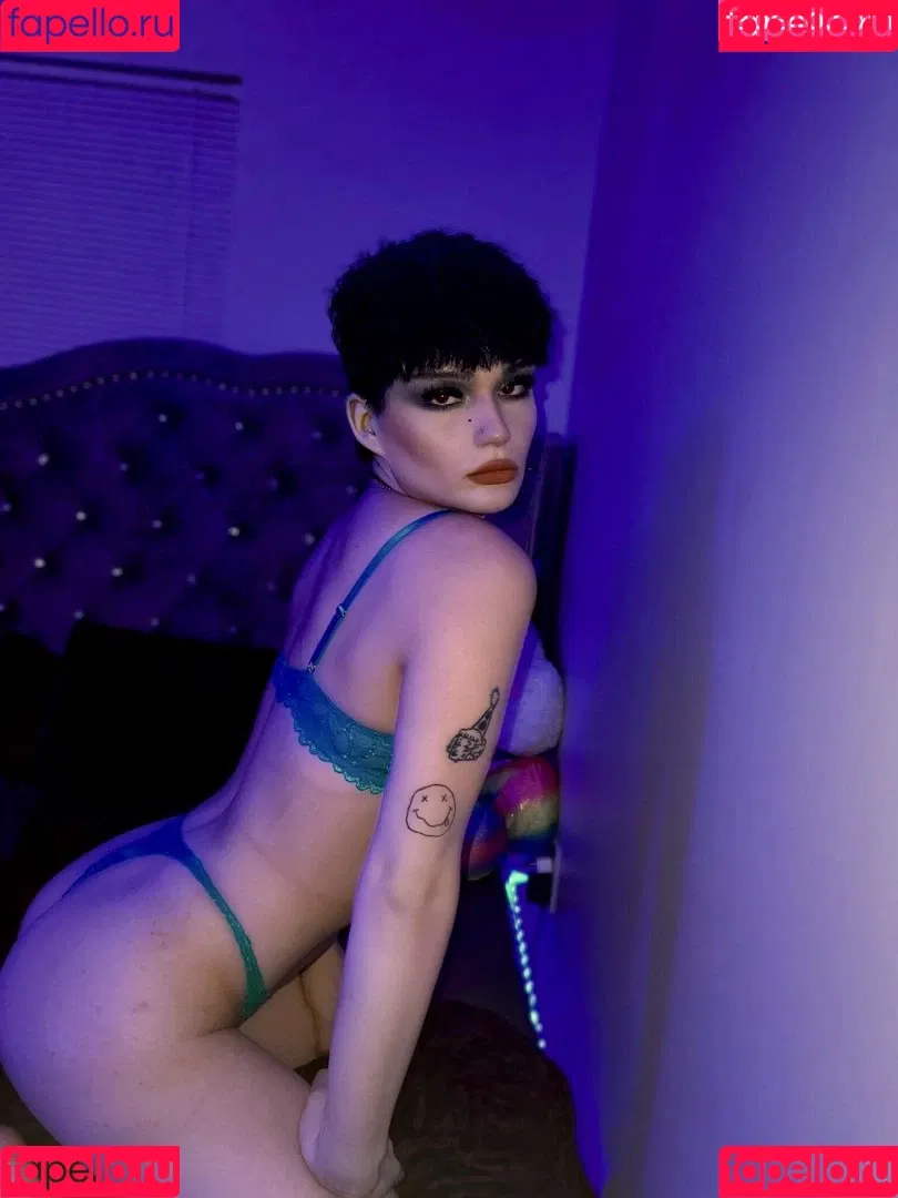 Xena.Divine Onlyfans Photo Gallery 