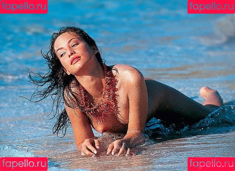 Heidi Nuñez Gómez Onlyfans Photo Gallery 
