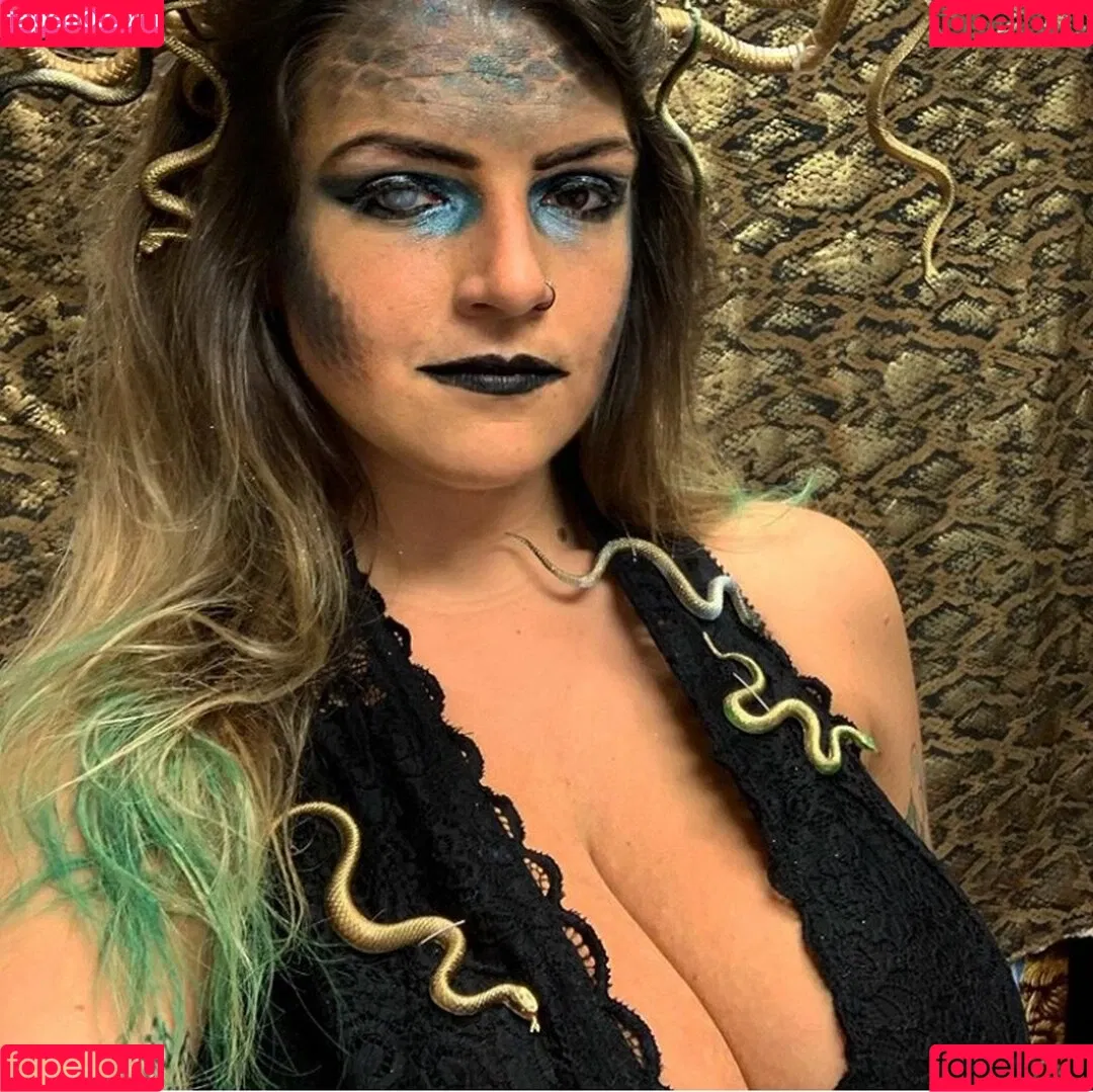 Chelsea Hammill Onlyfans Photo Gallery 