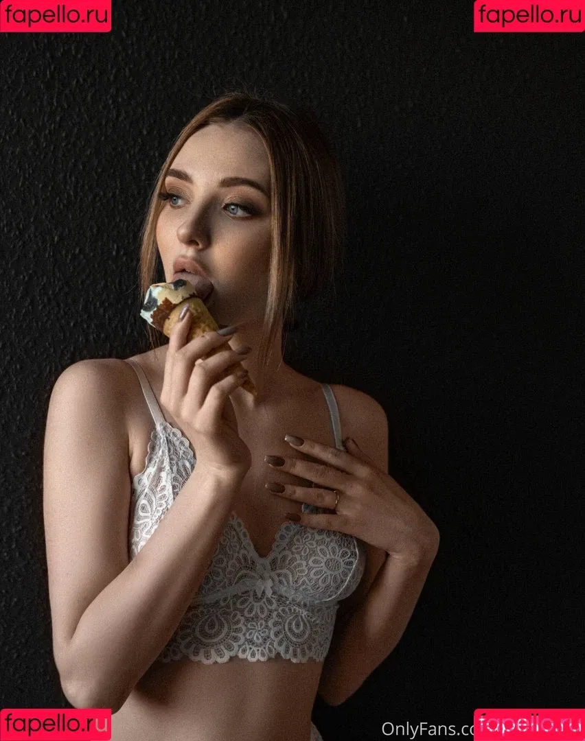 Elisa Oliver Onlyfans Photo Gallery 