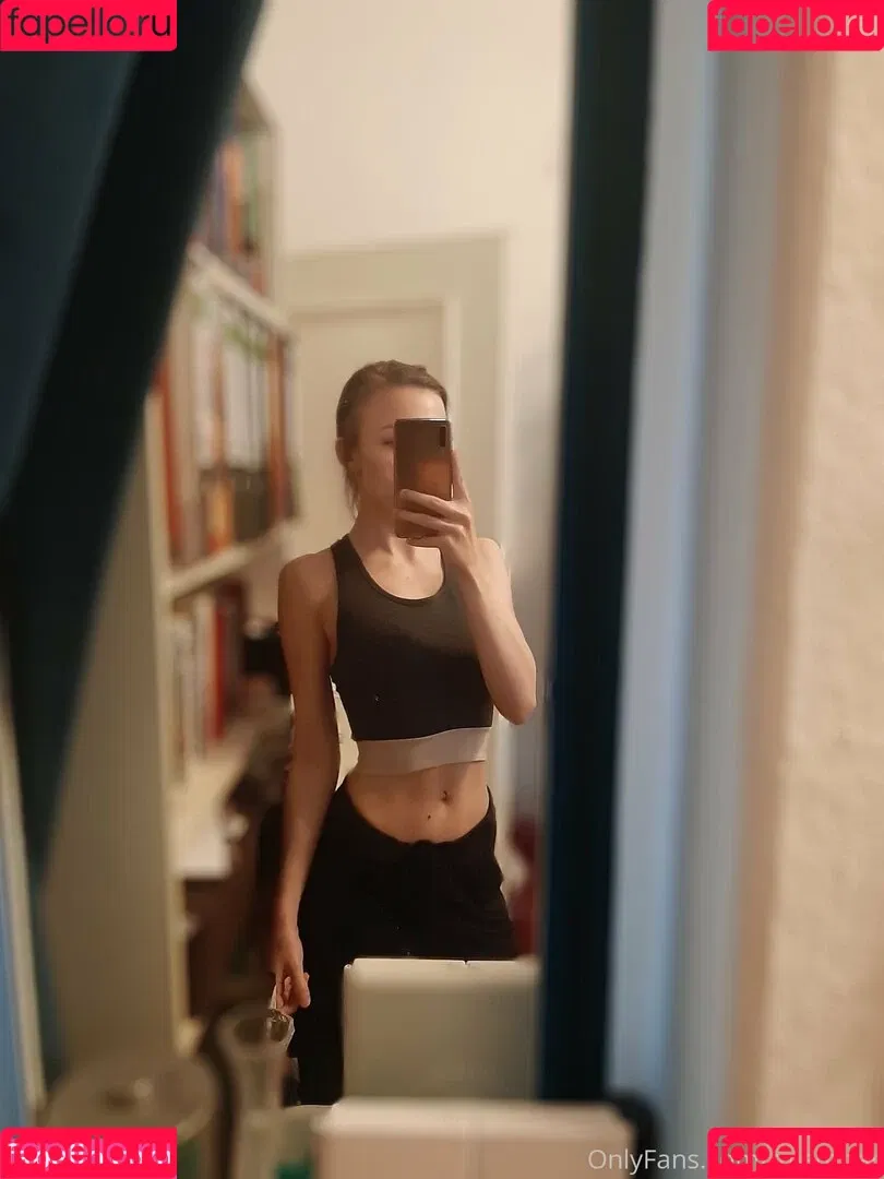 miamoar Onlyfans Photo Gallery 