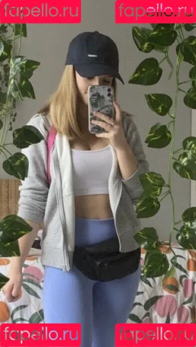 Meg_155 Onlyfans Photo Gallery 