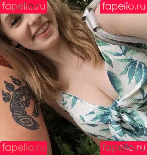 Meg_155 Onlyfans Photo Gallery 