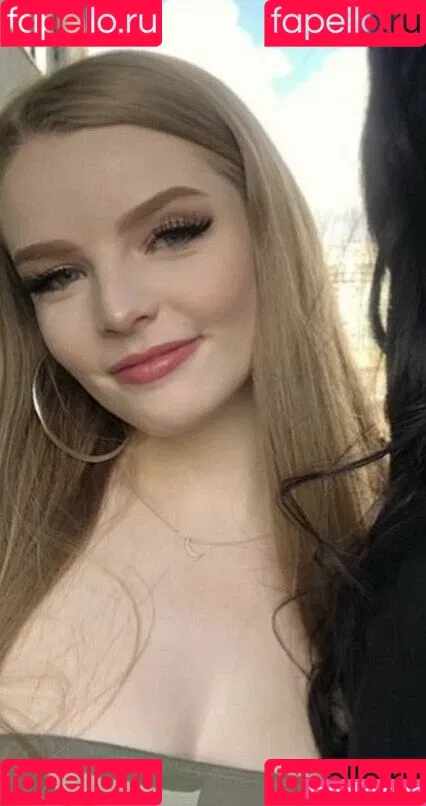 Meg_155 Onlyfans Photo Gallery 