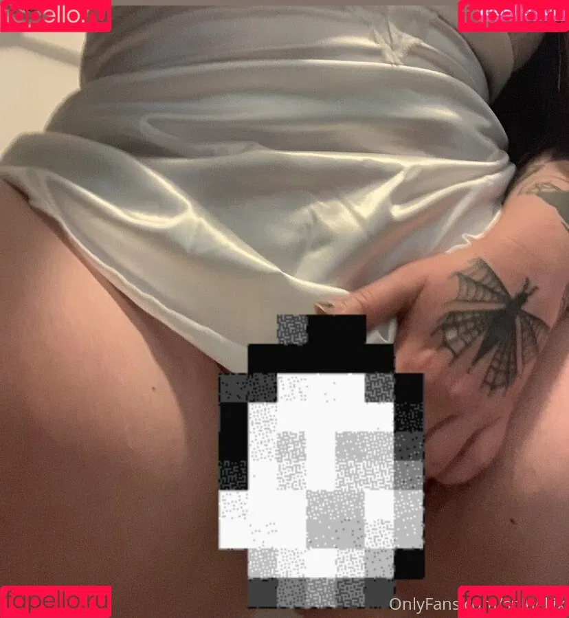 aquariush0e Onlyfans Photo Gallery 
