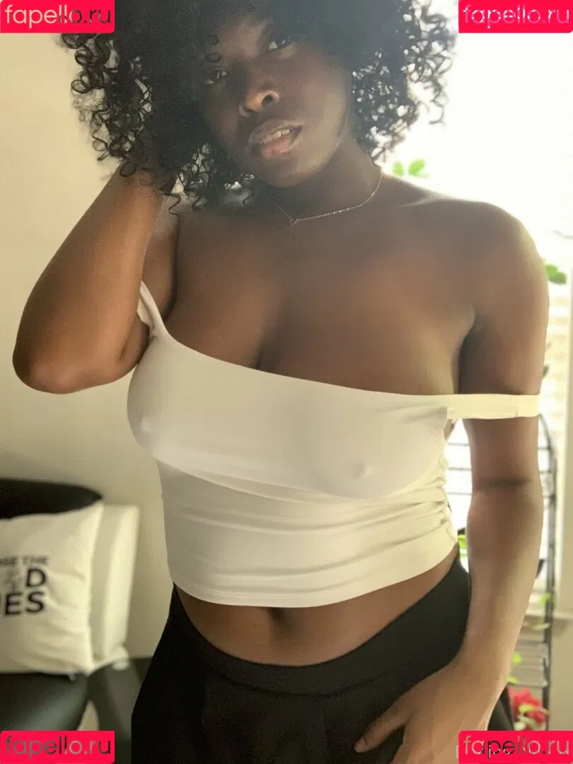 nikkynyxx Onlyfans Photo Gallery 