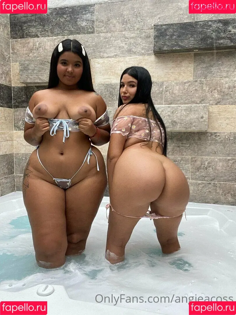 angieacoss Onlyfans Photo Gallery 