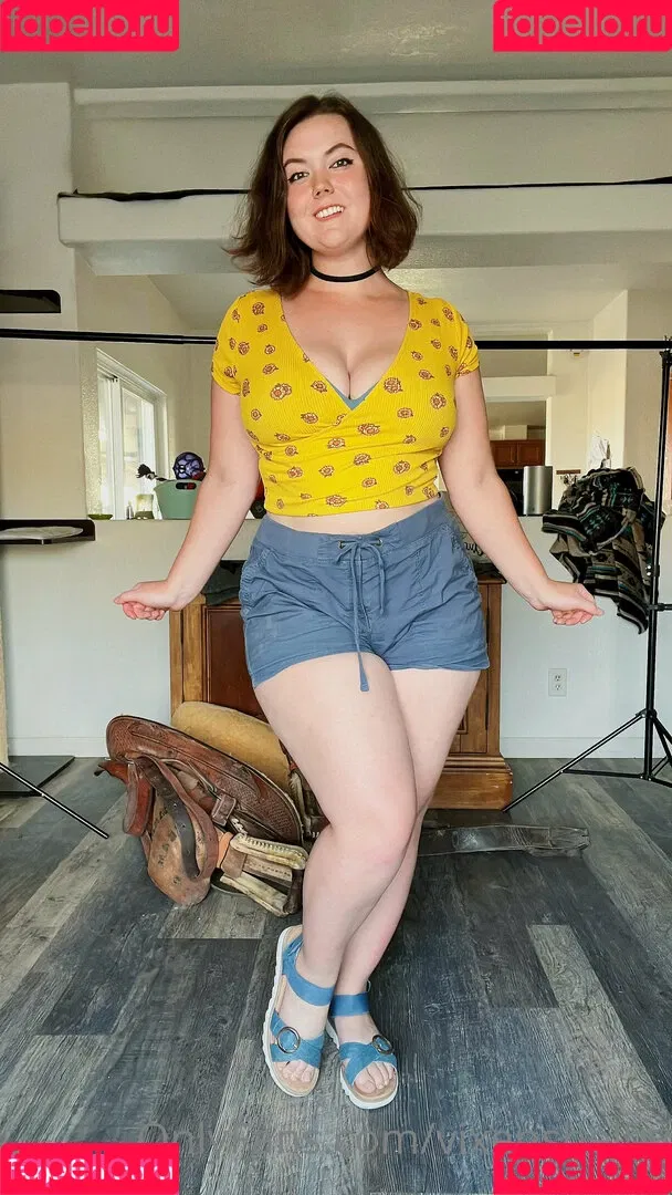 Vixenshelby Onlyfans Photo Gallery 