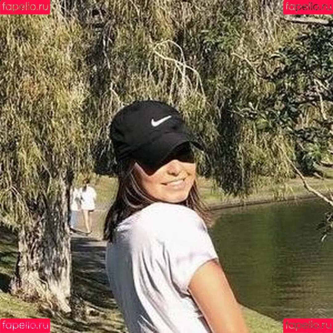 natalie.m.brookes Onlyfans Photo Gallery 