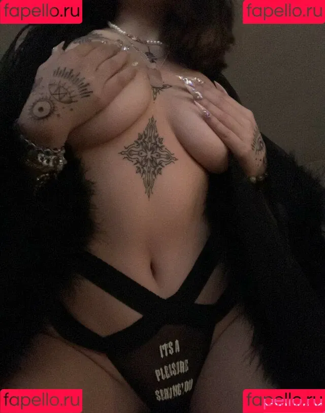 VenusMatrix Onlyfans Photo Gallery 