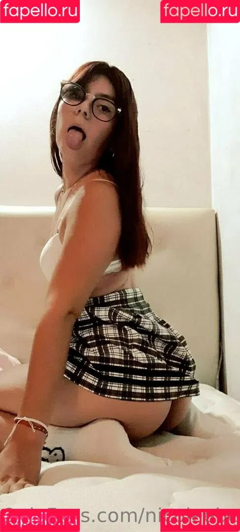 nicoleebe Onlyfans Photo Gallery 