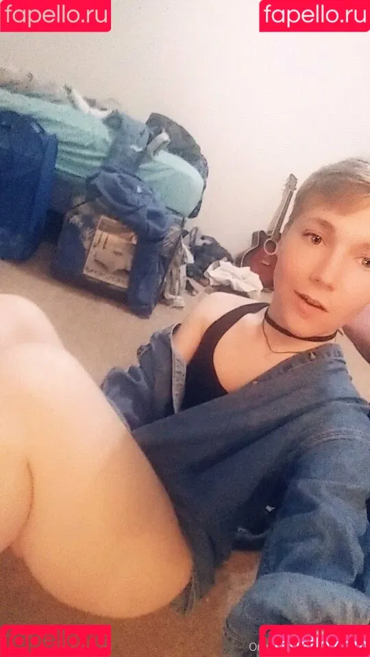 embitss Onlyfans Photo Gallery 