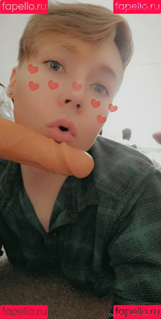 embitss Onlyfans Photo Gallery 