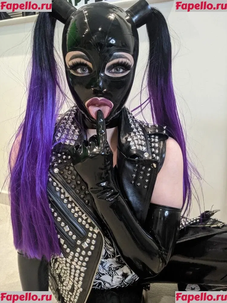 Empress Poison Onlyfans Photo Gallery 