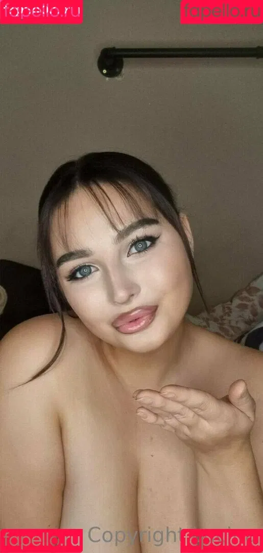 uktittygoddess Onlyfans Photo Gallery 