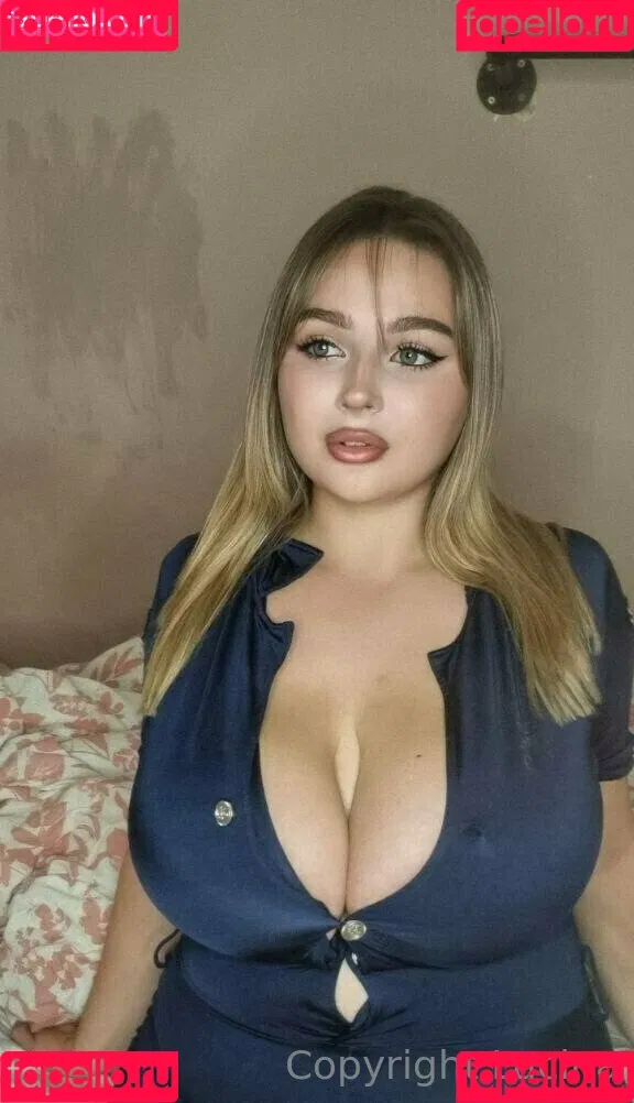 uktittygoddess Onlyfans Photo Gallery 