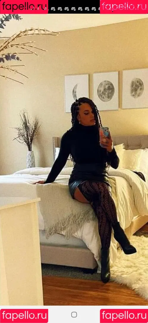 Joy Taylor Onlyfans Photo Gallery 
